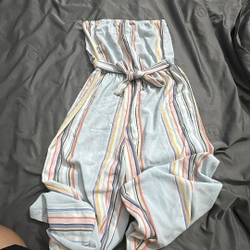 Jumpsuit còn mới 