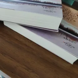 [PASS 95%] Combo Vội vã trưởng thành vội vã cô đơn - Lưu Đồng 958579