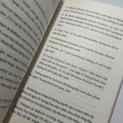 Hoa của phế tích - Patrick Modiano 757602