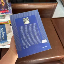 CHIẾN LƯỢC CẠNH TRANH THEO LÝ THUYẾT – Michael E. Porter - K3 1006643