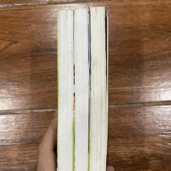 Junie B.Jones và ngày hội thú cưng.  Junie B.Jones và chiếc xe buýt bốc mùi ngớ ngẩn ..(6 715359