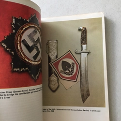 Nazi regalia - Hướng dẫn minh họa về thiết bị quân sự phát xít Đức  545455