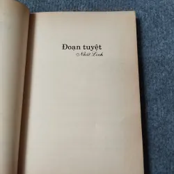 VĂN XUÔI LÃNG MẠN VIỆT NAM (1930 - 1945) TẬP BA 729245