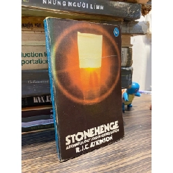 Stonehenge - R. J. C. Atkinson 1062568