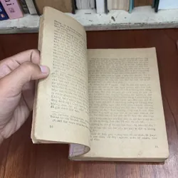 II Sách Xưa, Tiểu Thuyết Trinh Thám: Con Kỳ Nhông - MORRIS WEST - 1988 590495