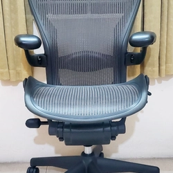 HERMAN MILLER AERON CLASSIC 444211