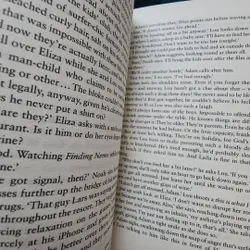 Sách The Cove  732267