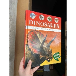 Dinosaurs: step into the world of the dinosaurs 782773