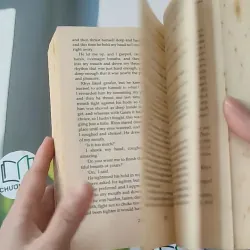 [MIỄN PHÍ BỌC SÁCH] A Shiver of Light - Laurell K. Hamilton 1027193