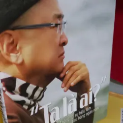 ta là ai - duy tuệ 929582