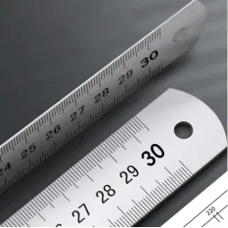 Thước Kẻ Thép Inox 100% Chính Xác, loại 20cm 1013700