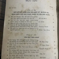 Tập nghị luận và phê bình văn học; 270 trang  1030292