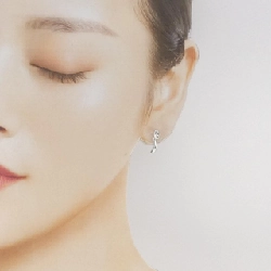 K18WG Bông tai - Hàng hiệu Chính hãng 872072