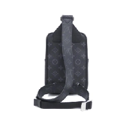 Túi đeo chéo ngoài trời Louis Vuitton Taiga Lama M30741 - Hàng hiệu Chính hãng 767141