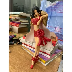 [Banpresto] Mô hình nhân vật One Piece Banpresto Boa Hancock in Christmas Style Red 716129