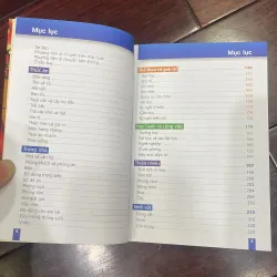 Larousse - trò chuyện khi đi du lịch 100% bằng hình gồm 1800 hình : sách du lịch  1034901