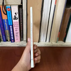 II Tựa sách: Chuyện Con Mèo Và Con Chuột Bạn Thân Của Nó - LUIS SEPÚLVEDA - 2017 569523