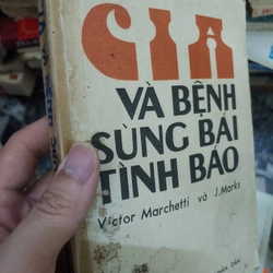 CIA và Bệnh sùng bái tình báo