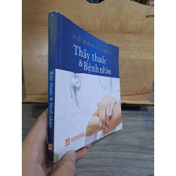 Thầy thuốc và bệnh nhân Đỗ Hồng Ngọc 2019 (có chữ ký) mới 90% HCM.TN1006