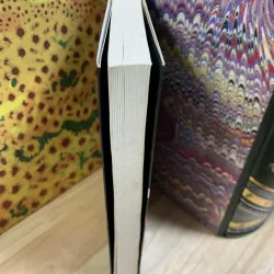 Dạ Khúc - Kazuo Ishiguro 720887