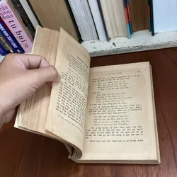 II Sách Xưa: Thi Nhân Việt Nam - Hoài Thanh, Hoài Chân - NXB Thiều Quang - 1967 588620
