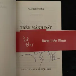 Trên mảnh đất ngàn năm văn vật- chữ ký tác giả  1003882