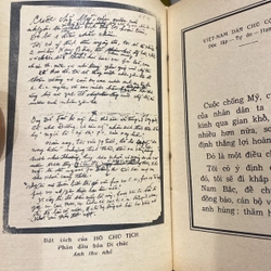 ĐỜI ĐỜI NHỚ ƠN CHỦ TỊCH HỒ CHÍ MINH VĨ ĐẠI, sách khổ nhỏ bỏ túi, xb 1969 551046