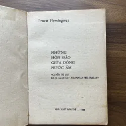Những hòn đảo giữa dòng nước ấm - Ernest Hemingway 977684