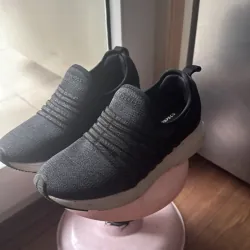 Giầy nữ prospec, size 35 nhỏ. 752421