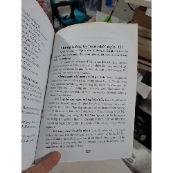 Thái Ất Tử Vi (Tử Vi Mạng Số Toàn Niên Ất Mùi 2015, Tử Vi Nữ Từ 19 Đến 90 Tuổi, Vương Dung Cơ Luận Giải) - Khổng Trung Văn Dịch - 2015 mới 80% ố - TÂM LINH - TÔN GIÁO - THIỀN - HCM3012 924209
