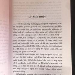 Lễ Tân - Công cụ giao tiếp  500881