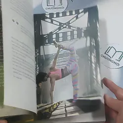 Chào Juice! 40 công thức nước ép cho vẻ đẹp tươi khỏe từ bên trong - Trần Hạnh Huyền 688600