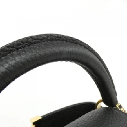 Túi Louis Vuitton Epi Capucines BB M12345 615645