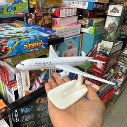 Mô hình máy bay bằng kim loại dài 18cm giao ngẫu nhiên Airplane model 299861