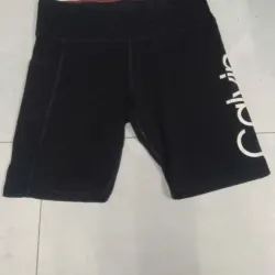 Quần short và ngố 557359