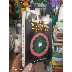 (TẶNG BOOKMARK) Đàm thiên thuyết địa luận nhân - Ngô Bạch 1997 mới 80% ố nhẹ Sách tôn giáo - tâm linh RBK2702