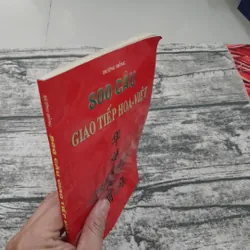 800 câu giao tiếp Hoa Việt. T giả Dương Hồng. 737873