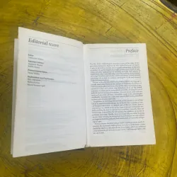 THE NEW POCKET OXFORD DICTIONARY 731925