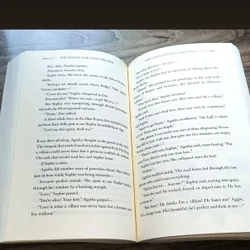 Sách cũ: The School for Good and Evil by Soman Chainani (UK edition, paperback) 728927