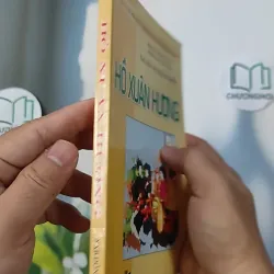 Hồ Xuân Hương - Tác giả và tác phẩm văn học dành cho học sinh tham khảo - Nguyễn Bích Thuận biên soạn 798327