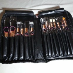 Bộ cọ Sigma Extravaganza Copper Kit 29 cây 49232