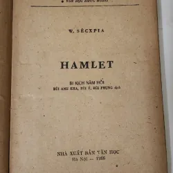 Bi kịch năm hồi HAMLET - William Shakespeare 786317