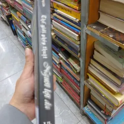 sách Thế giới phép thuật Người Lột Da  (B1) 701631