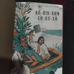 Robinson Crusoe của Daniel Defoe 974356