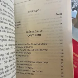 QUANG TRUNG ANH HÙNG DÂN TỘC - HOÀNG TRÚC TRÂM  1032237