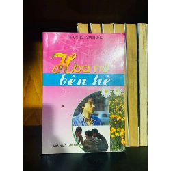 Hoa nở bên hè - Trương Kim Hồng VĂN HỌC VAVO0810 Rebooks.vn