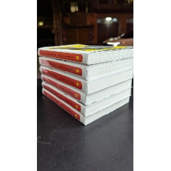 Chủ tiệm bánh chiến binh và cô phục vụ người máy - SOW 333959