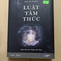 Luật Tâm Thức (sách có nhăm góc như hình)