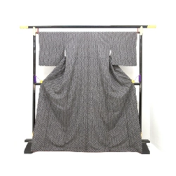 Áo nhỏ kích thước L - Hàng hiệu Authentic