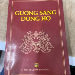 Gương sáng dòng họ